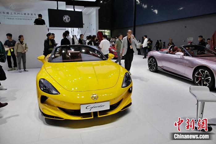 中國品牌新能源跑車。中新財經(jīng)記者 葛成 攝